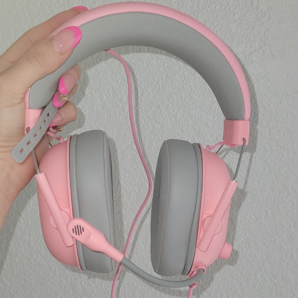 Razer Pink and Gray Gaming Headset